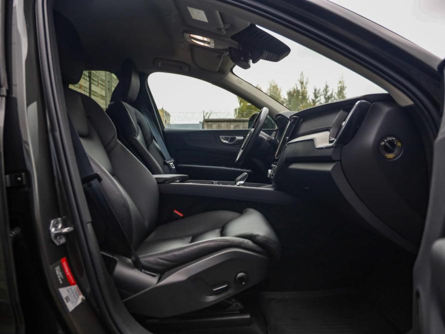 Volvo XC60 II Рестайлинг Санкт-Петербург  - изображение 25