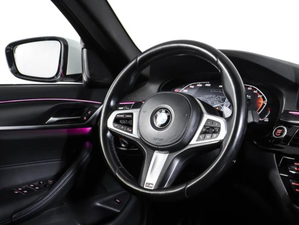 BMW 5 серии VII (G30/G31/G38) Рестайлинг с пробегом 2020 года, цена 4 898 000 рублей, 74000 км, седан, Автокод Объявления