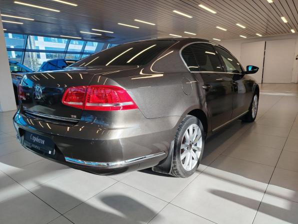 Volkswagen Passat B7 с пробегом 2012 года, цена 1 100 000 рублей, 189202 км, седан, Автокод Объявления