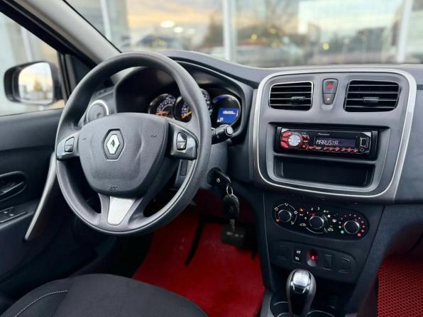 Renault Sandero II с пробегом 2016 года, цена 850 000 рублей, 152000 км, хэтчбек, Автокод Объявления