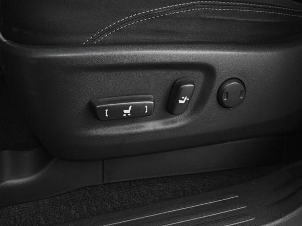 Toyota Land Cruiser Prado 150 Series Рестайлинг 2 с пробегом 2019 года, цена 6 869 000 рублей, 46561 км, внедорожник, Автокод Объявления