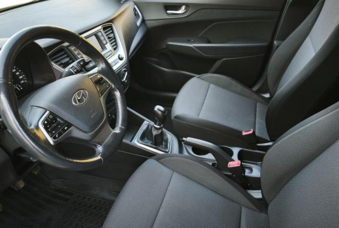 Hyundai Solaris II с пробегом 2018 года, цена 1 155 000 рублей, 160900 км, седан, Автокод Объявления