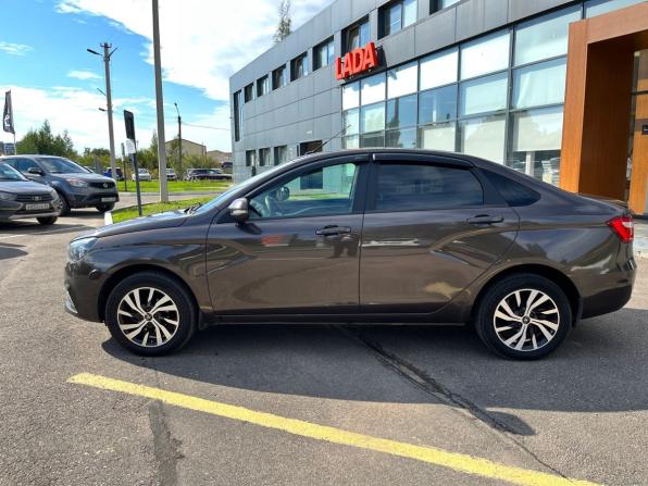 Lada (ВАЗ) Vesta I с пробегом 2018 года, цена 1 040 000 рублей, 102245 км, седан, Автокод Объявления