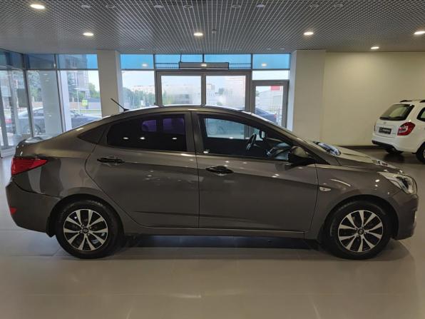 Hyundai Solaris I Рестайлинг с пробегом 2014 года, цена 615 000 рублей, 238780 км, седан, Автокод Объявления