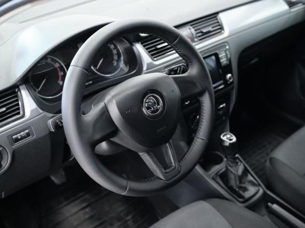 Skoda Rapid I Рестайлинг с пробегом 2018 года, цена 594 000 рублей, 180054 км, лифтбек, Автокод Объявления
