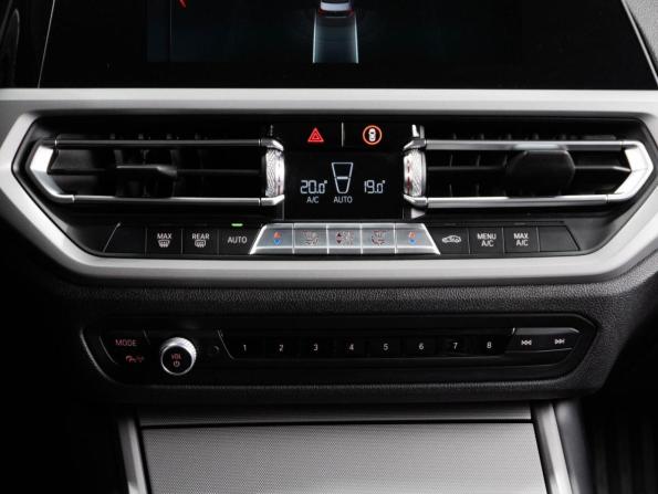 BMW 3 серии VII (G2x) с пробегом 2019 года, цена 3 200 000 рублей, 112894 км, седан, Автокод Объявления