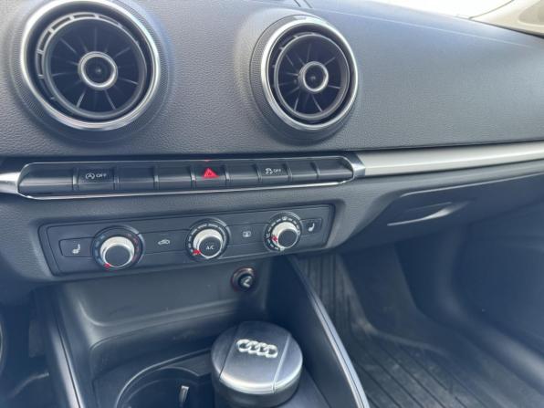Audi A3 III (8V) с пробегом 2014 года, цена 1 099 999 рублей, 192000 км, хэтчбек, Автокод Объявления