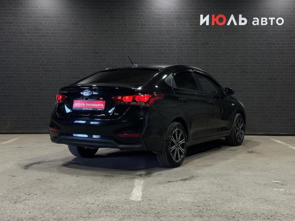 Hyundai Solaris II с пробегом 2017 года, цена 1 140 000 рублей, 167171 км, седан, Автокод Объявления