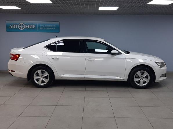 Skoda Superb III с пробегом 2019 года, цена 2 000 000 рублей, 85283 км, лифтбек, Автокод Объявления