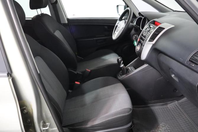 Kia Venga I с пробегом 2012 года, цена 549 000 рублей, 275000 км, минивэн, Автокод Объявления