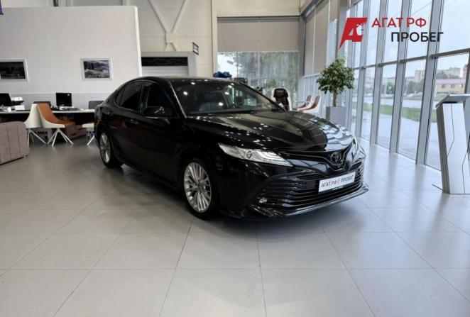 Toyota Camry VII (XV50) Рестайлинг 2 с пробегом 2018 года, цена 2 850 000 рублей, 103500 км, седан, Автокод Объявления