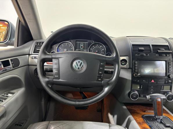 Volkswagen Touareg I с пробегом 2004 года, цена 495 000 рублей, 437077 км, внедорожник, Автокод Объявления