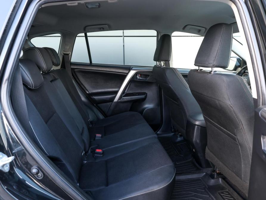 Toyota RAV4 IV (XA40) Рестайлинг Москва  - изображение 11