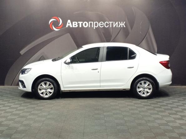 Renault Logan II Рестайлинг с пробегом 2018 года, цена 940 000 рублей, 98000 км, седан, Автокод Объявления