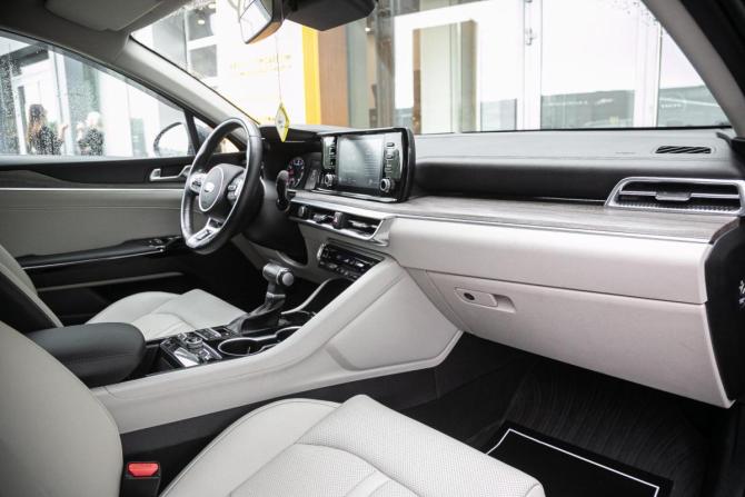Kia K5 III с пробегом 2021 года, цена 2 449 000 рублей, 47700 км, седан, Автокод Объявления