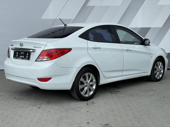 Hyundai Solaris I с пробегом 2012 года, цена 819 000 рублей, 154321 км, седан, Автокод Объявления