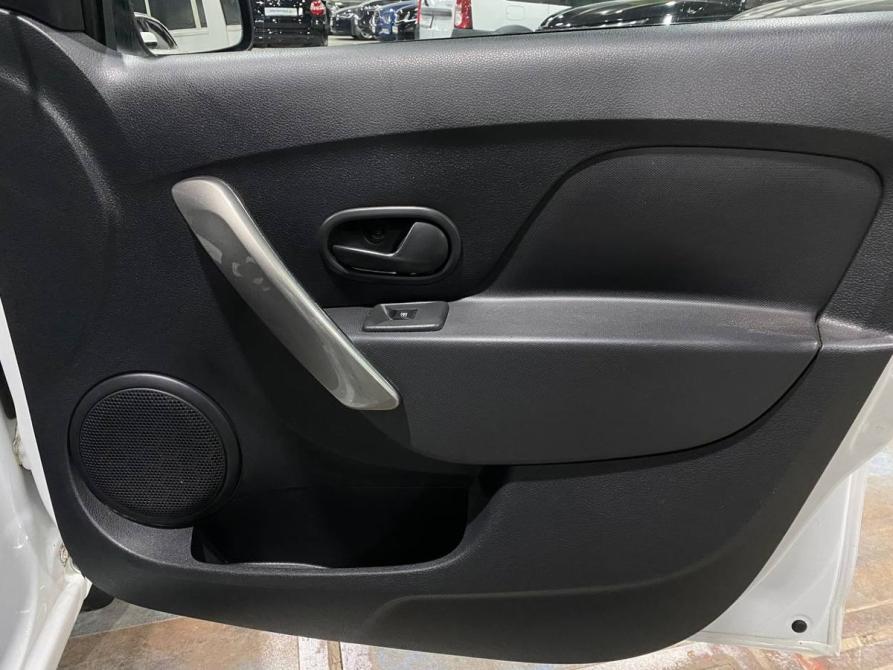 Renault Sandero II Санкт-Петербург  - изображение 12