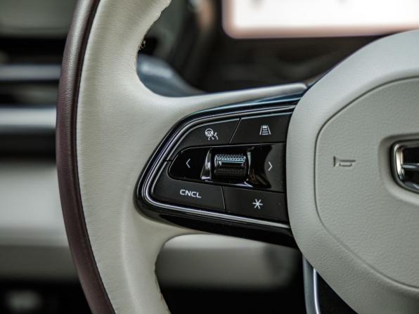Geely Monjaro I с пробегом 2023 года, цена 2 698 000 рублей, 94579 км, внедорожник, Автокод Объявления