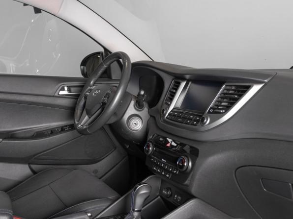 Hyundai Tucson III с пробегом 2017 года, цена 1 580 000 рублей, 230000 км, внедорожник, Автокод Объявления