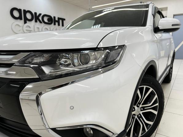 Mitsubishi Outlander III Рестайлинг 2 с пробегом 2016 года, цена 1 890 000 рублей, 113112 км, внедорожник, Автокод Объявления
