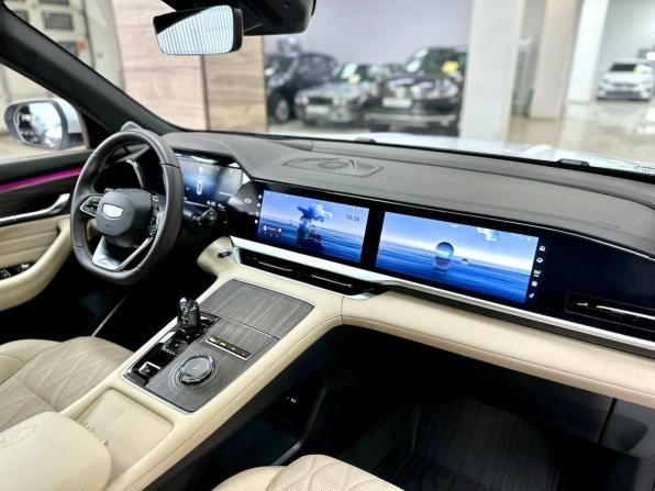 Geely Monjaro I с пробегом 2024 года, цена 3 770 000 рублей, 25000 км, внедорожник, Автокод Объявления