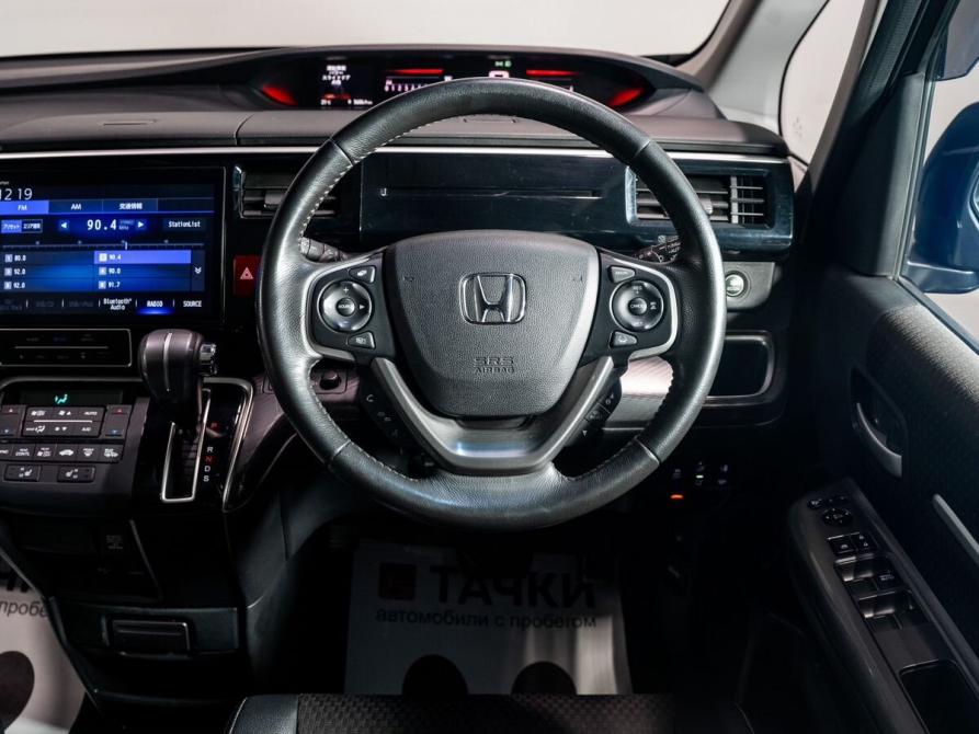 Honda Stepwgn V Рестайлинг Чита  - изображение 9