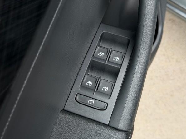 Volkswagen Polo VI с пробегом 2021 года, цена 1 790 000 рублей, 60250 км, лифтбек, Автокод Объявления