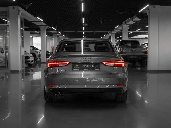 Audi A3 III (8V) Рестайлинг с пробегом 2018 года, цена 2 530 000 рублей, 35221 км, седан, Автокод Объявления