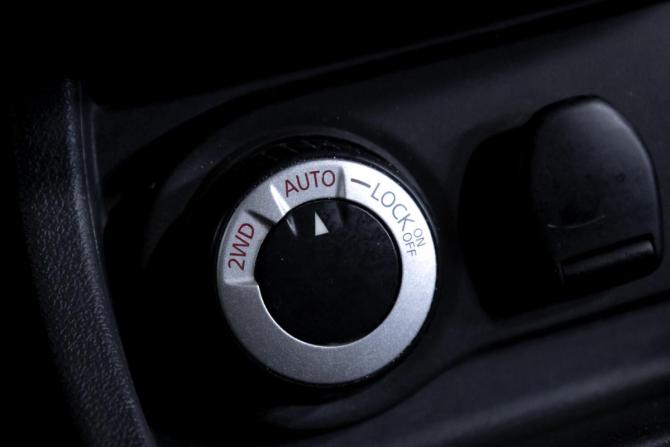 Renault Duster I с пробегом 2014 года, цена 860 000 рублей, 200449 км, внедорожник, Автокод Объявления