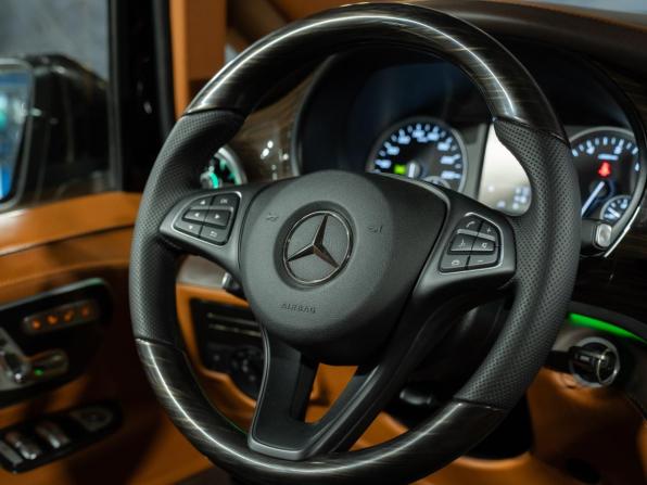 Mercedes-Benz Vito III (W447) Рестайлинг 2 с пробегом 2024 года, цена 7 250 000 рублей, 32192 км, минивэн, Автокод Объявления