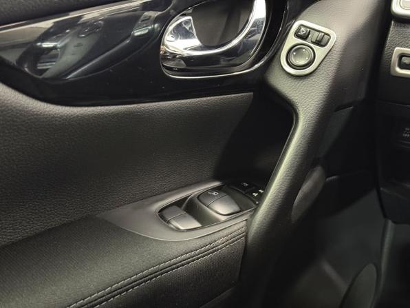 Nissan Qashqai II с пробегом 2014 года, цена 1 550 000 рублей, 134765 км, внедорожник, Автокод Объявления
