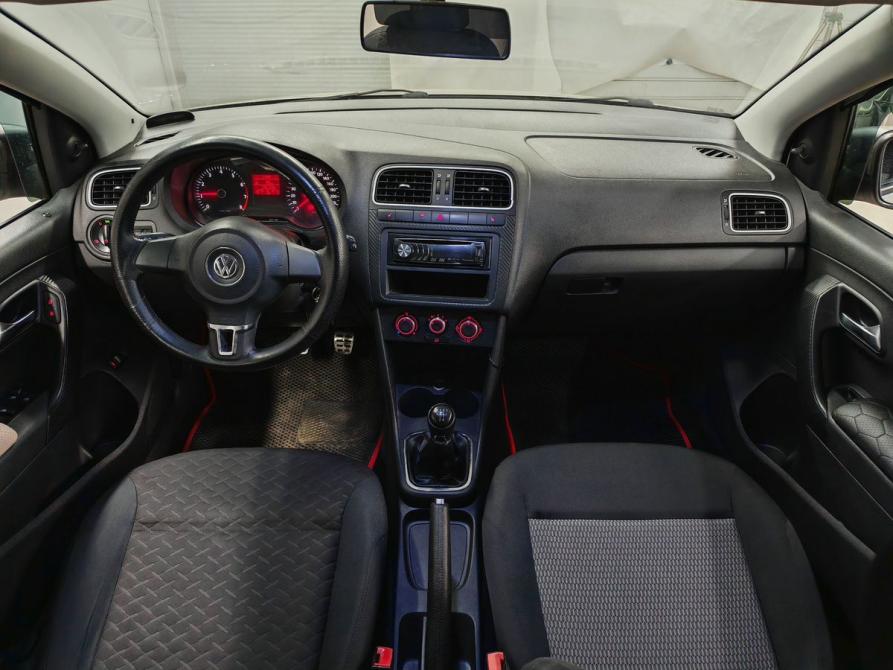 Volkswagen Polo V Москва  - изображение 11