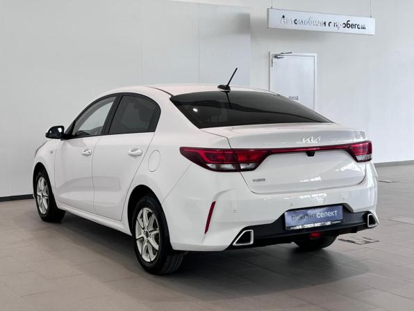 Kia Rio IV Рестайлинг с пробегом 2022 года, цена 1 799 000 рублей, 108175 км, седан, Автокод Объявления