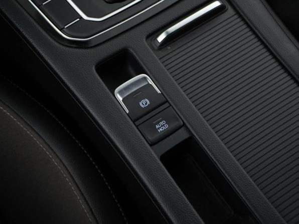 Volkswagen Passat B8 Рестайлинг с пробегом 2019 года, цена 3 399 050 рублей, 133731 км, универсал, Автокод Объявления