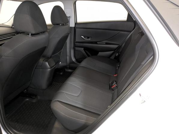 Hyundai Elantra VII (CN7) с пробегом 2022 года, цена 2 070 000 рублей, 58162 км, седан, Автокод Объявления