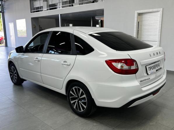 Lada (ВАЗ) Granta I Рестайлинг с пробегом 2024 года, цена 980 000 рублей, 10910 км, лифтбек, Автокод Объявления