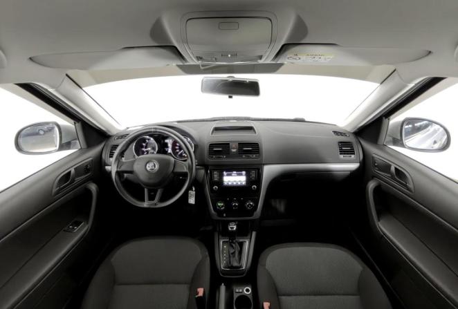 Skoda Yeti I Рестайлинг с пробегом 2017 года, цена 1 223 000 рублей, 75001 км, внедорожник, Автокод Объявления