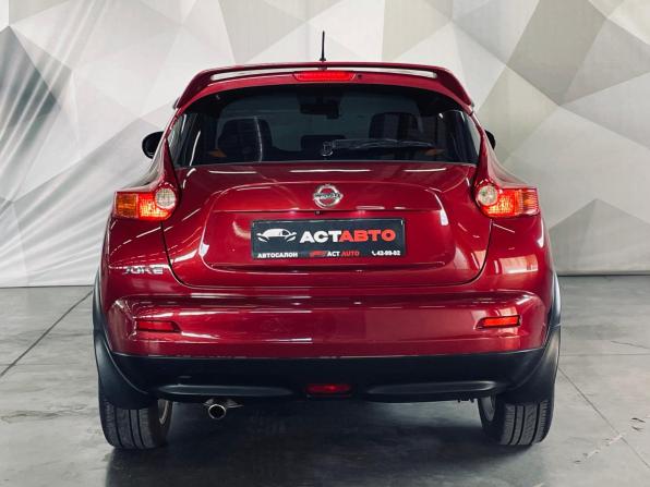 Nissan Juke I с пробегом 2012 года, цена 850 000 рублей, 153954 км, внедорожник, Автокод Объявления