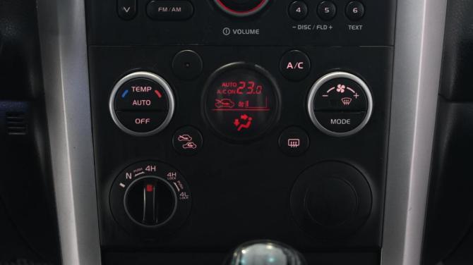 Suzuki Grand Vitara II Рестайлинг с пробегом 2011 года, цена 895 000 рублей, 221972 км, внедорожник, Автокод Объявления