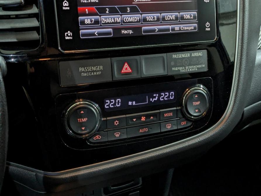 Mitsubishi Outlander III Рестайлинг 2 Химки  - изображение 19