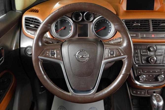 Opel Mokka I с пробегом 2013 года, цена 1 199 000 рублей, 136419 км, внедорожник, Автокод Объявления