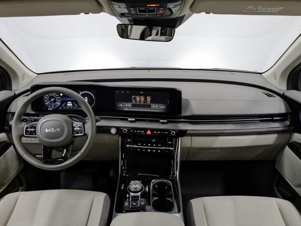 Kia Carnival IV с пробегом 2023 года, цена 4 850 000 рублей, 31601 км, минивэн, Автокод Объявления
