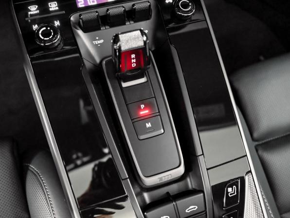 Porsche 911 VIII (992) с пробегом 2021 года, цена 19 500 000 рублей, 5405 км, тарга, Автокод Объявления