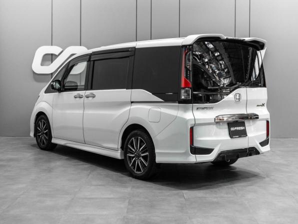 Honda Stepwgn V с пробегом 2017 года, цена 2 359 000 рублей, 77281 км, минивэн, Автокод Объявления