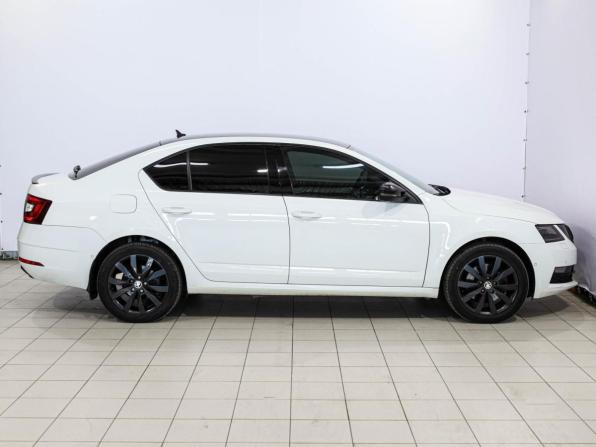 Skoda Octavia III (A7) Рестайлинг с пробегом 2019 года, цена 2 099 000 рублей, 120408 км, лифтбек, Автокод Объявления