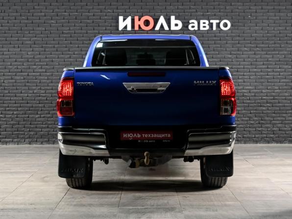 Toyota Hilux VIII с пробегом 2016 года, цена 2 940 000 рублей, 176871 км, пикап, Автокод Объявления