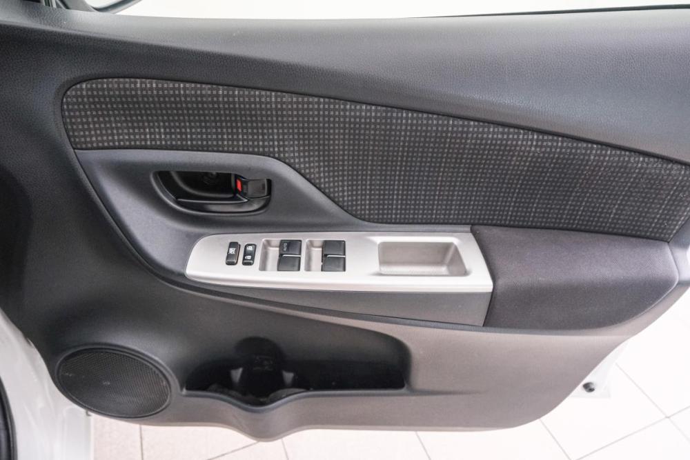Toyota Vitz III (XP130) Рестайлинг Красноярск  - изображение 18