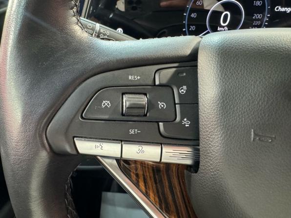 Cadillac Escalade V с пробегом 2021 года, цена 9 999 000 рублей, 17882 км, внедорожник, Автокод Объявления