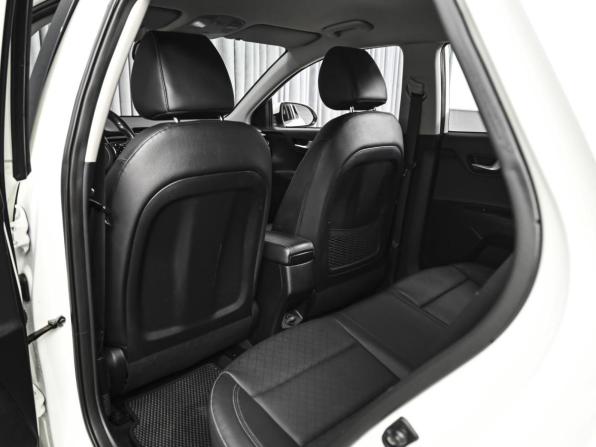 Kia Stonic I с пробегом 2018 года, цена 1 839 000 рублей, 150987 км, внедорожник, Автокод Объявления