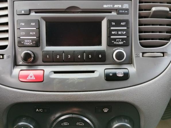Kia Rio II Рестайлинг с пробегом 2011 года, цена 571 000 рублей, 200647 км, хэтчбек, Автокод Объявления